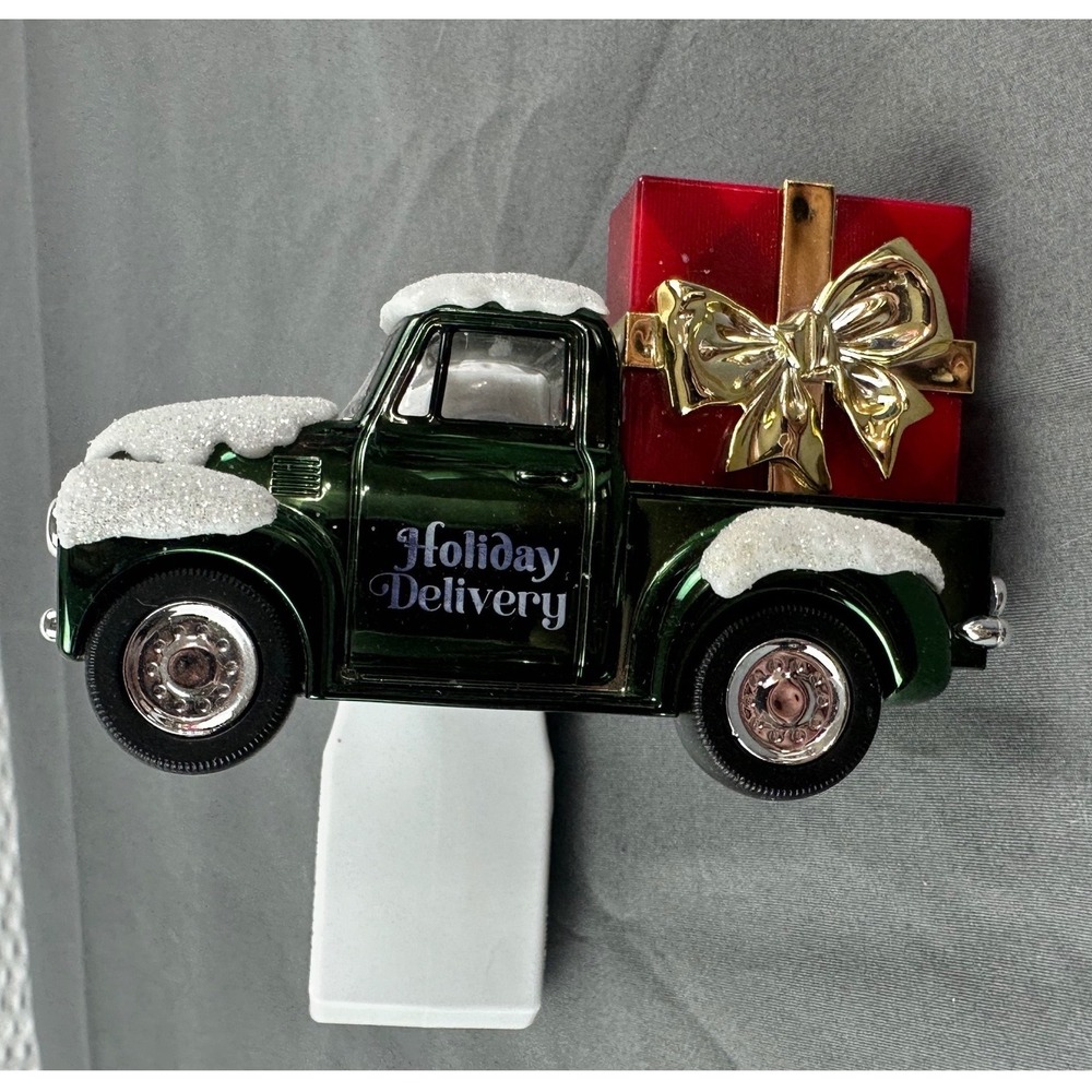 Bath & Body Works HOLIDAY Green Truck Wallflower Scent Control Plug In 2024 NEW
